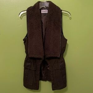 EUC Buckle BKE Sherpa Fly Away Canvas Green Vest